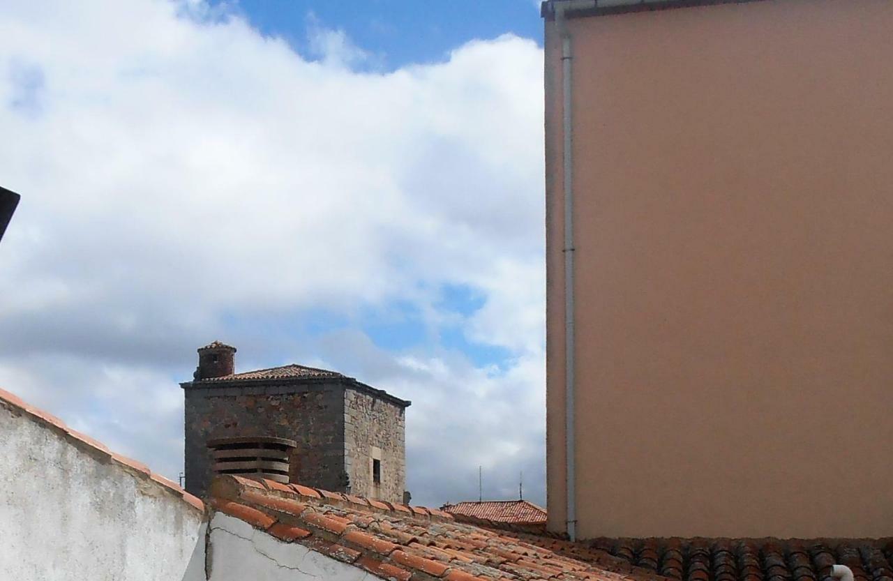 La Galeria Apartment Ávila Luaran gambar